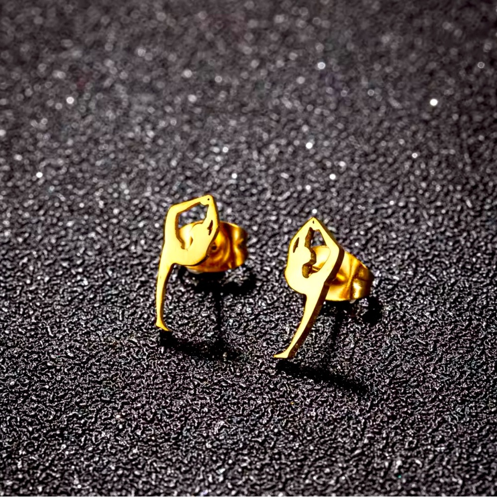 Yoga Bow Pose Earrings